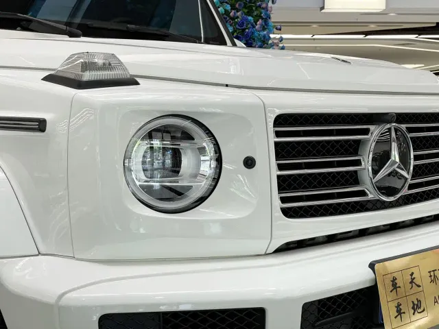 Mercedes-Benz G-Class — Фото автомобиля 2