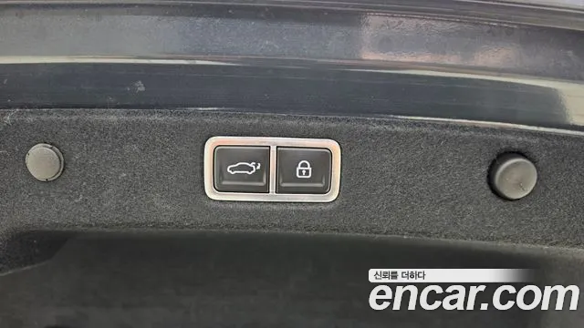 Hyundai Grandeur GN7 — Фото автомобиля 16