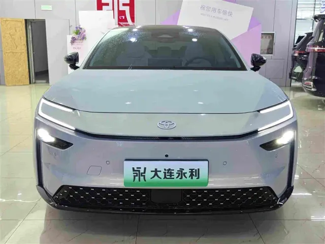 Toyota BoZhi 7 — Фото автомобиля 2