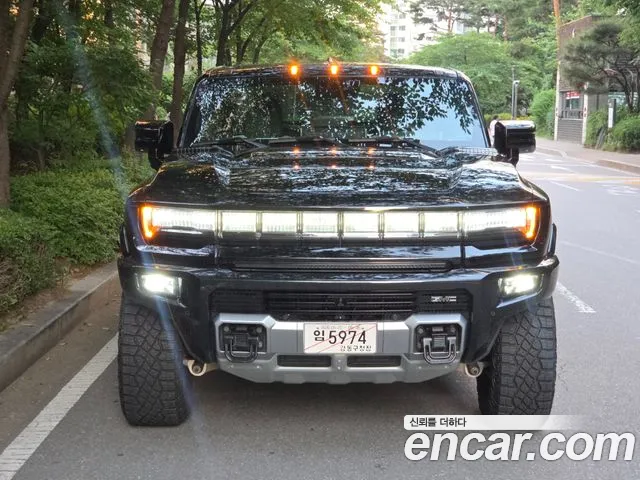 GMC Hummer EV — Фото автомобиля 20