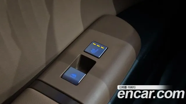 Hyundai Grandeur GN7 — Фото автомобиля 25