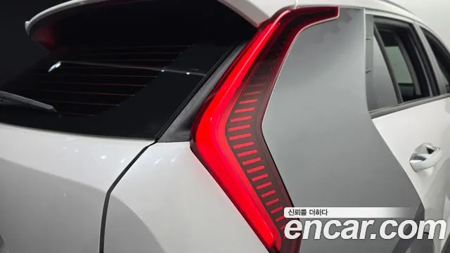 Kia Niro New — Фото автомобиля 8