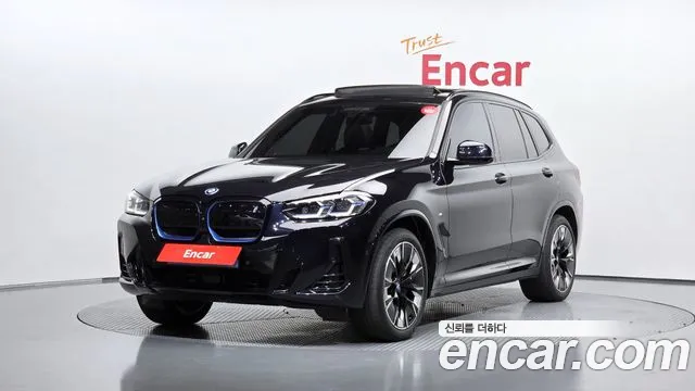 Фотография автомобиля — BMW iX3 G08 (2020–2024)