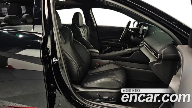 Hyundai Avante CN7 — Фото автомобиля 17