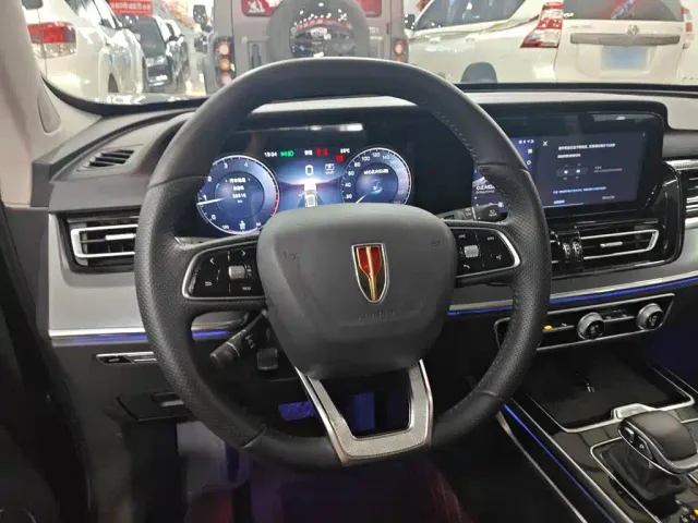 Hongqi HS5 — Фото автомобиля 2