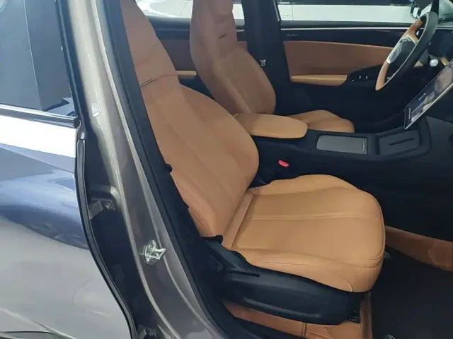 Geely Galaxy L7 — Фото автомобиля 24