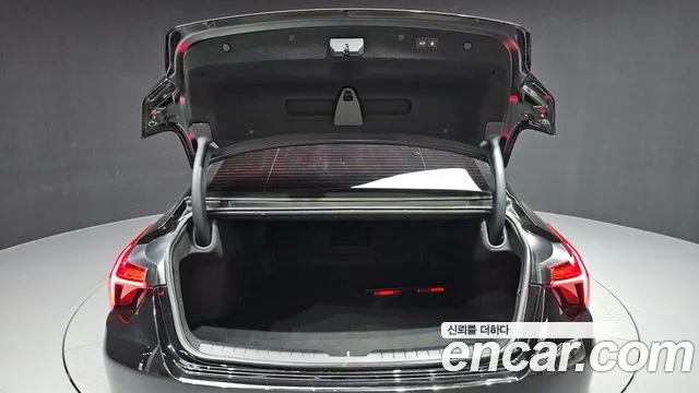 Kia K8 2.5 Бензин 2WD — Фото автомобиля 17