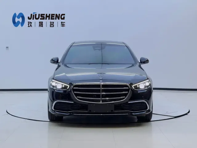 Mercedes-Benz S-Class — Фото автомобиля 2
