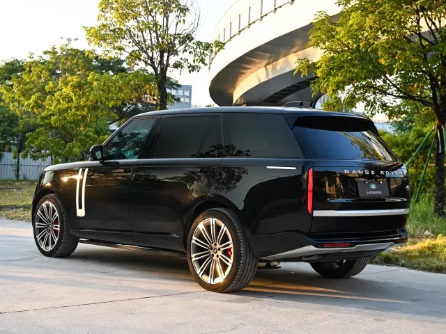 Land Rover Range Rover — Фото автомобиля 3