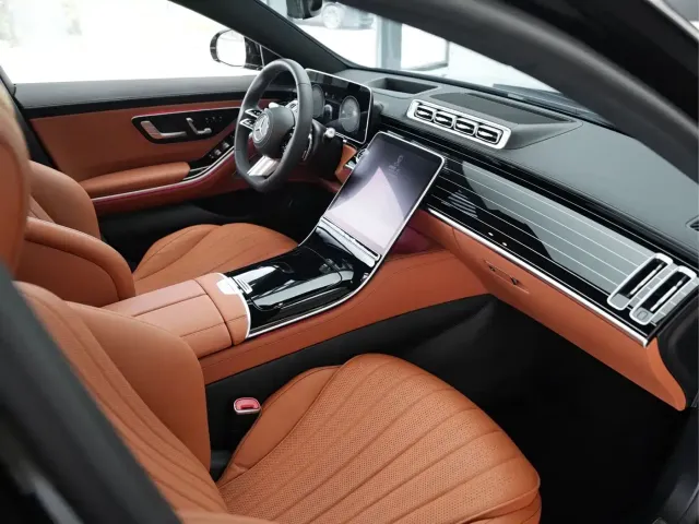 Mercedes-Benz S-Class — Фото автомобиля 9