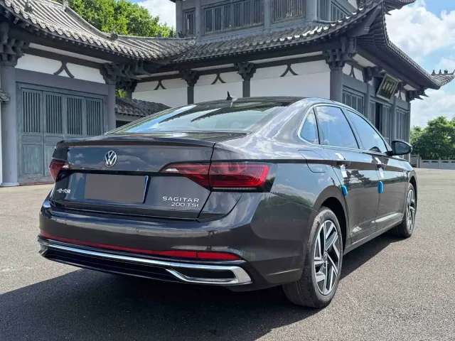 Volkswagen Sagitar — Фото автомобиля 6