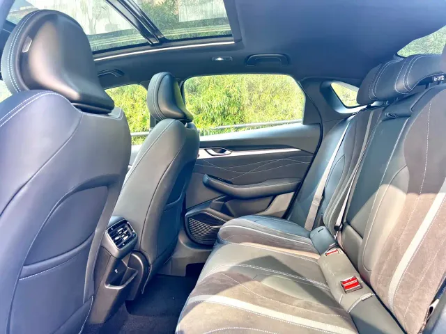 Geely Xingrui — Фото автомобиля 11