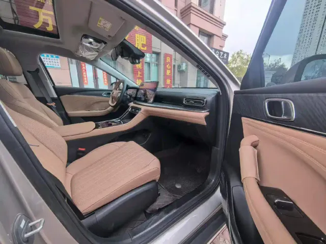 Geely Galaxy Stellar 6 — Фото автомобиля 3