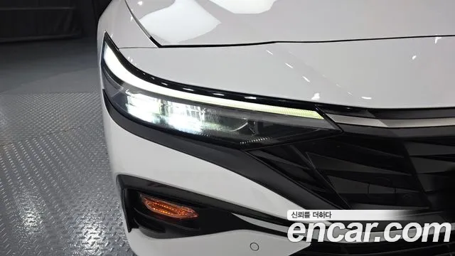 Hyundai Avante CN7 — Фото автомобиля 6