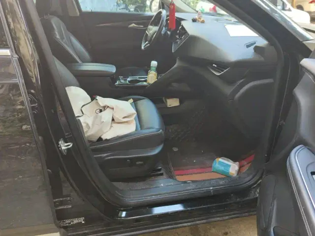 Buick Envision Plus — Фото автомобиля 8