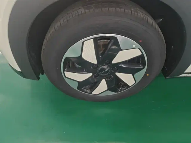 BYD Dolphin — Фото автомобиля 22
