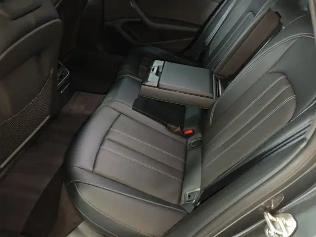 Audi A4L — Фото автомобиля 16