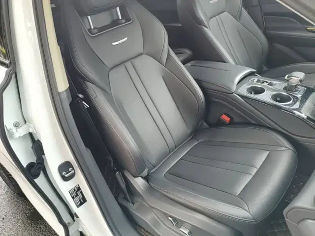 Hongqi Hongqi HS3 2023 1.5T 2WD Virtue Edition — Фото автомобиля 24