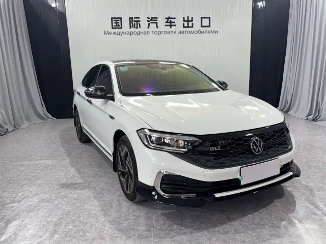 Volkswagen Sagitar — Фото автомобиля 2