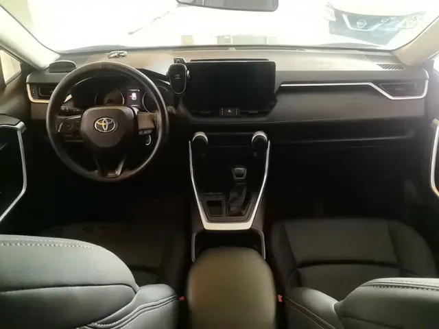 Toyota Wildlander — Фото автомобиля 9