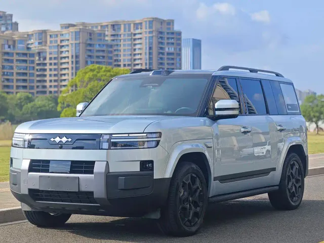 Фотография автомобиля — BYD FangChengBao Titanium 7