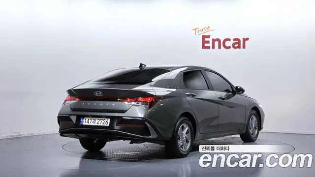 Hyundai Avante — Фото автомобиля 2