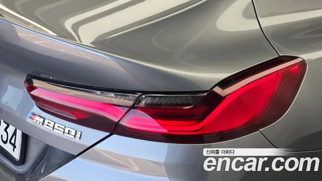 BMW 8 Series G15 — Фото автомобиля 8