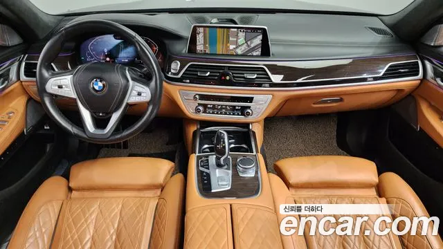 BMW 7-Series — Фото автомобиля 7