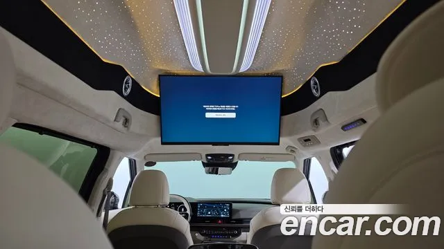 Kia Canival Новый Carnival 4 поколение Бензин 4 места Hi-Limousine (Спецкузов) — Фото автомобиля 20