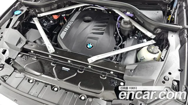 BMW X5 xDrive 40i M Sport — Фото автомобиля 5