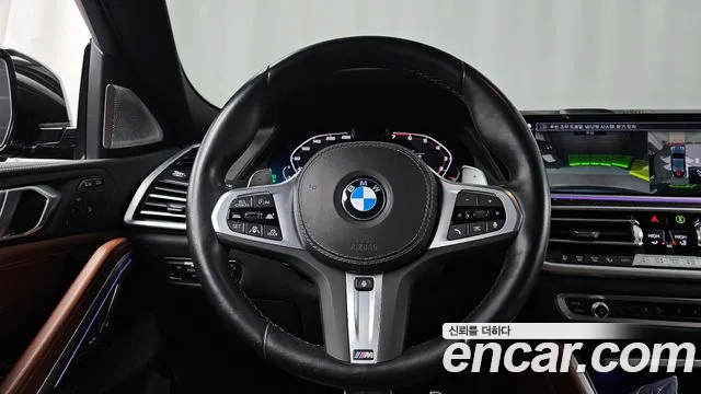 BMW X6 — Фото автомобиля 13