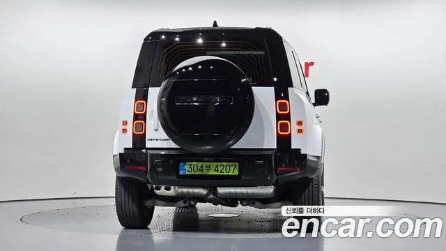 Land Rover Defender L663 — Фото автомобиля 4