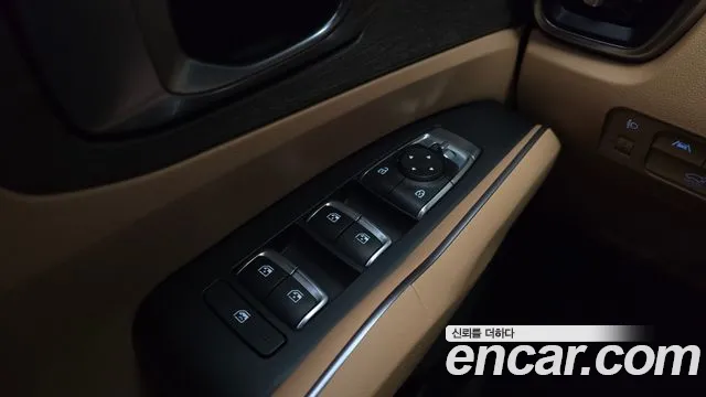 Kia Sorento Sorento 4-е поколение Дизель 2.2 2WD — Фото автомобиля 28