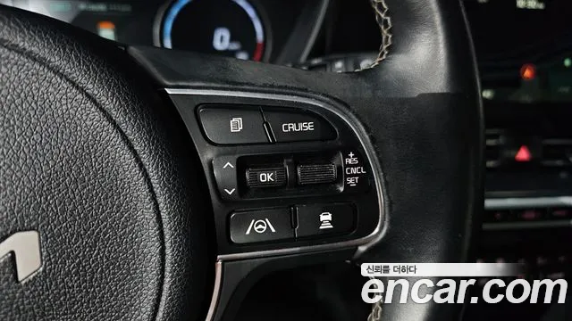Kia Niro — Фото автомобиля 15