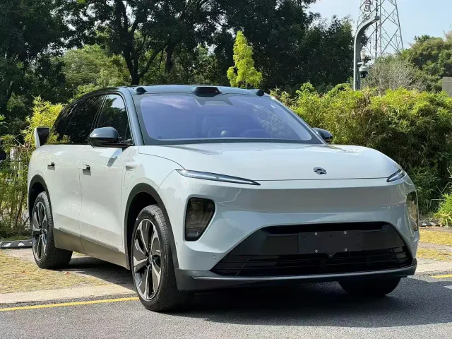 Nio ES8 — Фото автомобиля 3
