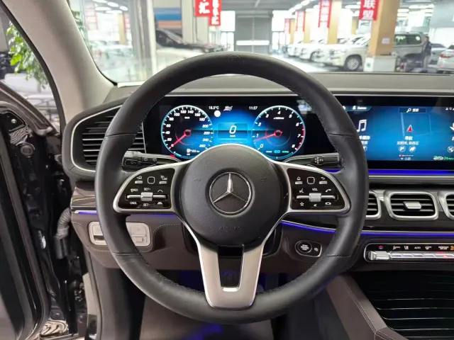 Mercedes-Benz GLS-Class — Фото автомобиля 7