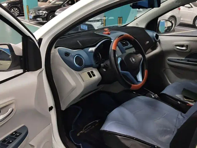 Changan Benben E-Star — Фото автомобиля 18