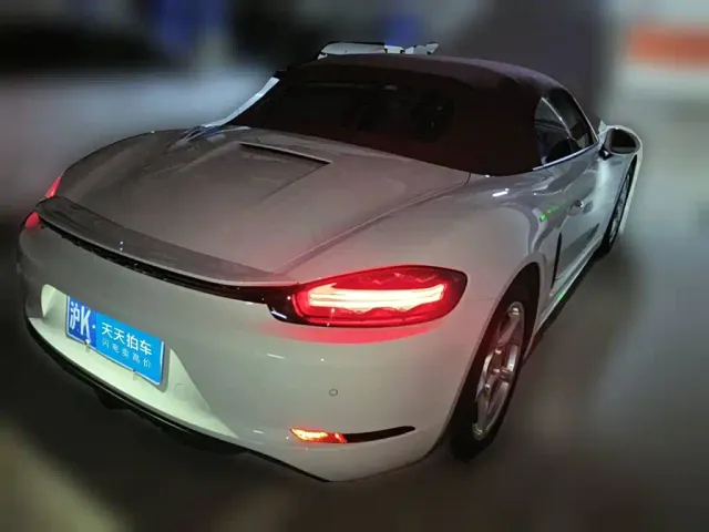 Porsche 718 — Фото автомобиля 2