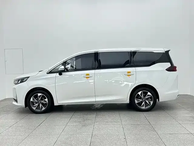 GAC Trumpchi M6 — Фото автомобиля 8