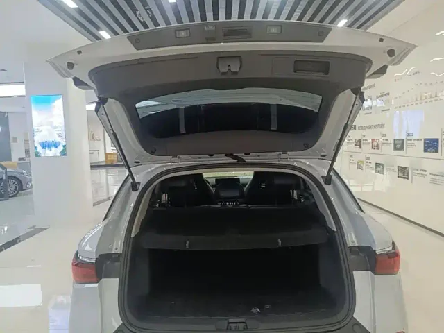 BYD Yuan PLUS — Фото автомобиля 18
