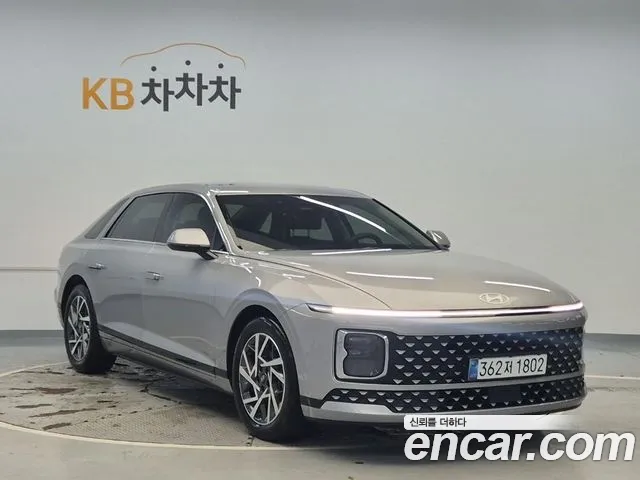 Hyundai Grandeur GN7 — Фото автомобиля 4