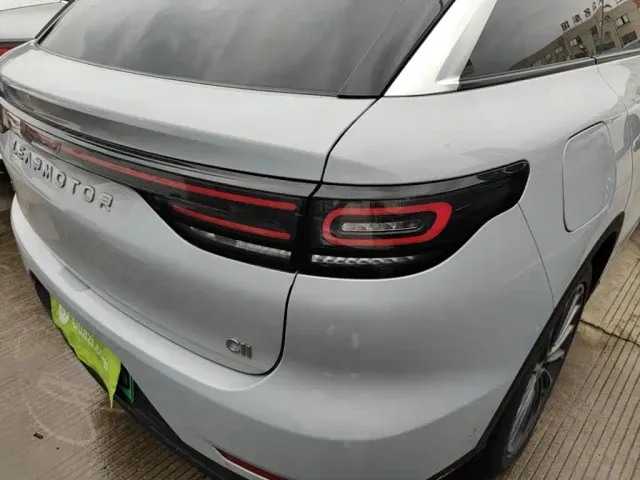 Leapmotor C11 — Фото автомобиля 7
