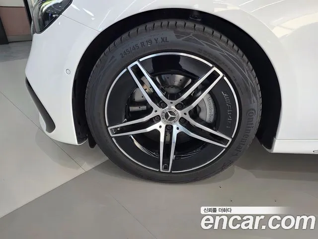 Mercedes-Benz E-Class W214 — Фото автомобиля 5