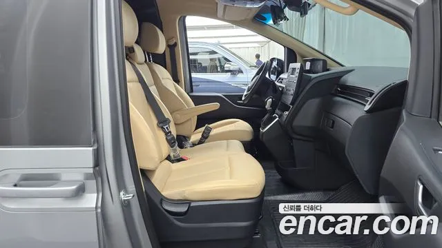 Hyundai Staria Staria — Фото автомобиля 7