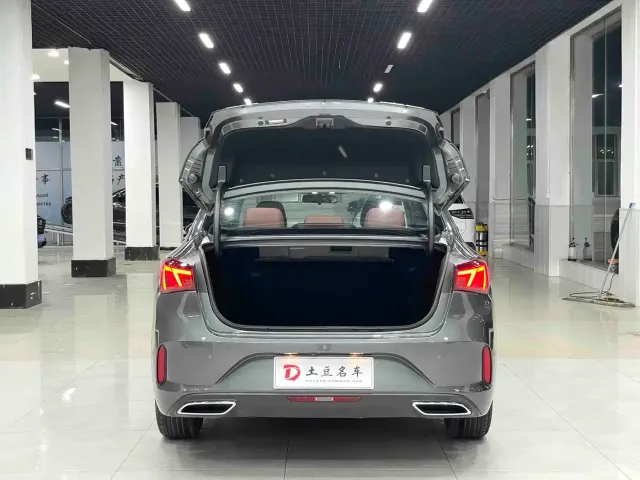 Changan Eado — Фото автомобиля 19