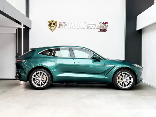 Aston Martin DBX — Фото автомобиля 5