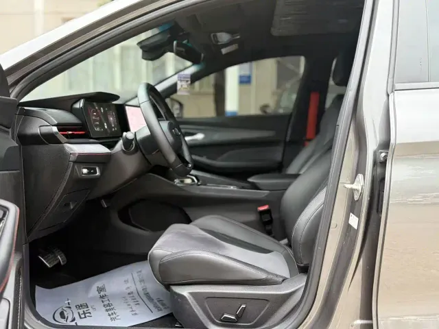 Geely Binrui — Фото автомобиля 5