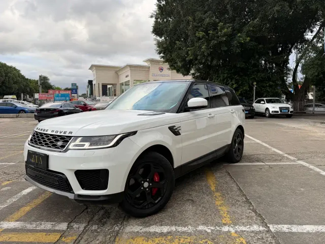 Фотография автомобиля — Land Rover Range Rover Sport