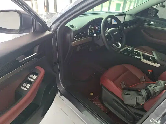 Jetour X70 — Фото автомобиля 15