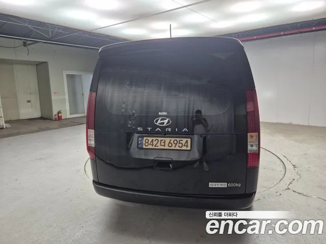 Hyundai Staria — Фото автомобиля 4